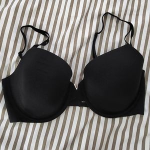 Victoris Secret Lined Perfect Coverage 36D
